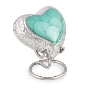 Urna de cremación de recuerdo en forma de corazón única para cenizas humanas hecha a mano en latón y urna de entierro de recuerdo grabada a mano en casa - Product Image 3