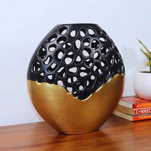 Vase en métal bicolore en aluminium et fer de qualité supérieure pour la décoration intérieure bureau salon chambre dessus de Table Design moderne pour plantes à fleurs - Product Image 2