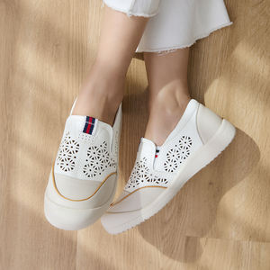 [JSHOE] <b>Women</b> Korean Style Casual Leather Shoes Dyke Punching Comfort <b>Slip</b>-On Breathable Design for Spring & Autumn - Product Image 2