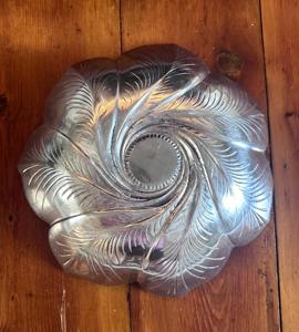 Stylish Flower Shape Bowl For Housewarming Gifts Seasonal Celebration Wedding Party And Luxury <b>Table</b> Display From India - Product Image 2