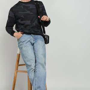 Sweat-shirt classique pour hommes avec poignets côtelés et col rond pour un confort décontracté au quotidien Sweat-shirt pour hommes personnalisé - Product Image 2