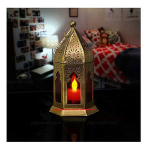 Linterna con acabado en polvo decorado con metal negro marroquí para decoraciones navideñas o de Ramadán - Product Image 4