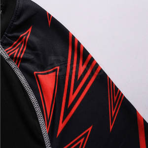 ชุดป้องกันผดผื่นสำหรับผู้ชายผ้าสแปนเด็กซ์/ โพลีเอสเตอร์ยาวออกแบบโลโก้ได้ตามต้องการ - Product Image 4