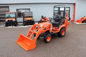 Mini Cargadora Agrícola 4x4 de 24HP con Certificación EPA para Tractor Pequeño, con Retroexcavadora Frontal y Caja de Cambios para Cortar Césped y Agricultura - Product Image 5