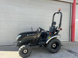 Envío Gratis, Tractor Compacto Solis Panther 26 HST Edición Negra de 25 HP y 1.0 Tonelada, Aprobado por EPA/CE - Product Image 2
