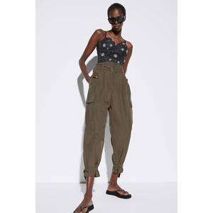 Pantalones Casuales para Mujer: Elegantes y Cómodos, 100% Algodón, Corte Regular - Product Image 1