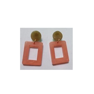Boucles d'oreilles en résine, best-seller, pour les fêtes, la maison, l'usage quotidien, boucles d'oreilles en résine, bijoux fantaisie, fabrication sur mesure pour femmes, boucles d'oreilles faites à la main - Product Image 1