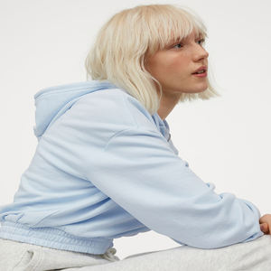 Top court en spandex sans couture pour femme Sexy Stretch Fit Breathable Sportswear Streetwear Gym Hoodie - Product Image 3