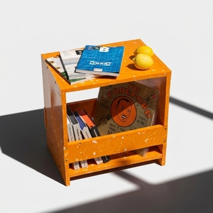 Mesa de Noche de Plástico HDPE Reciclado, Ecológica y Duradera, con Almacenamiento, Diseño Moderno Hecho a Mano, para Muebles de Dormitorio de Hotel y Hogar - Product Image 3
