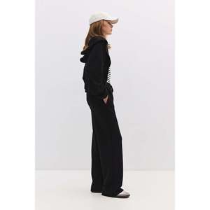 Pantalon décontracté en coton pour l'extérieur avec une coupe droite - Product Image 3