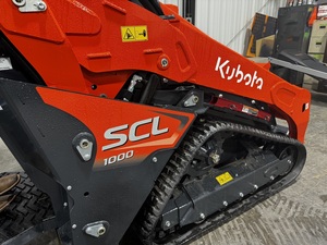 Chargeuse compacte sur chenilles Kubota SCL1000, mini-chargeuse compacte autoportée à vendre, qualité supérieure, livraison rapide, engins de construction - Product Image 4
