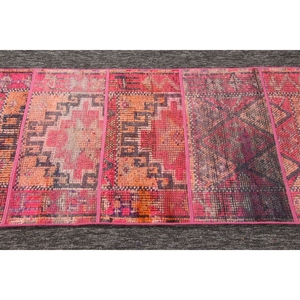 Tapis turc patchwork 2,5x9,2 pieds, tapis vintage, tapis géométrique rose - Product Image 5