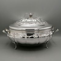 Plat à chafing compact en acier inoxydable avec un attrait élégant, adapté aux repas à domicile, aux repas spéciaux et à un usage professionnel