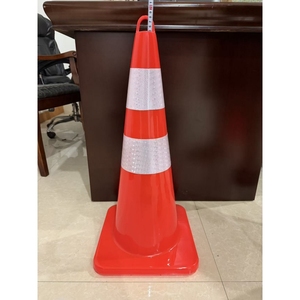 Di alta qualità 18 28 30 36 pollici cono in PVC con Base nera ad alta intensità prismatico riflettente IP55 protezione per avviso di traffico - Product Image 5