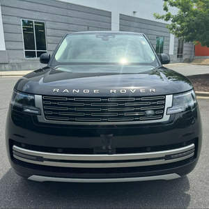 Sedán SE P400 LWB 2024 Usado, 5 Asientos, Transmisión Automática de 6 Velocidades, Techo Panorámico, Cuero Oscuro - Product Image 1