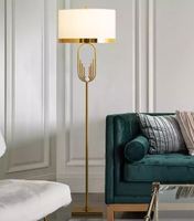 Lampadaire d'angle moderne à facettes de luxe de bonne qualité pour hôtel maison salon décoration lampadaire avec abat-jour blanc