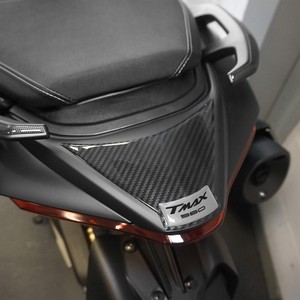 Adesivo Protettivo Posteriore 3D in Resina per Yamaha Tmax 2022-2025, Decorazione per Moto - Product Image 1