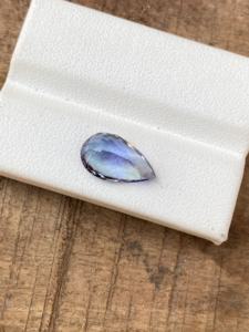 3.32 carats incroyable pierre de taille en forme de poire tanzanite naturelle avec une bonne couleur et lustre qualité tanzanite zoisite naturelle pour bijoux - Product Image 4