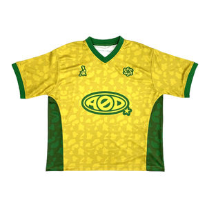 Camiseta de fútbol Premium de alta calidad al por mayor, diseño personalizado, sublimación de Color, uniforme de fútbol, camiseta de fútbol hecha en Pakistán - Product Image 2