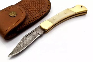 Couteau de chasse pliant artisanal en acier Damas de qualité industrielle HTTC STORE, manche en bois, garantie 1 an, vente en gros - Product Image 3
