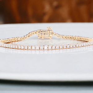 Pulsera de tenis de diamante en oro amarillo de 14K Diamante cultivado en laboratorio Venta al por mayor OEM Moda de mujer lujosa - Product Image 1