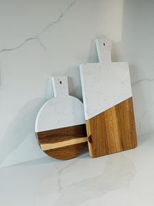 Planche à découper ronde en marbre naturel de haute qualité, durable et écologique, pour la cuisine et le service - Product Image 4