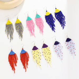 Pendientes de Araña Estilo Bohemio Personalizados para Mujer, Aretes con Cuentas Deslumbrantes, Joyería de Resina Personalizada para Fiestas - Product Image 1