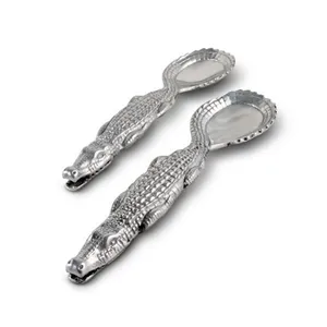 Gran oferta, llamativo mango en forma de cocodrilo, utensilios de diseño en relieve pulido plateado, juego de cucharas para servir para el hogar y el Hotel - Product Image 1