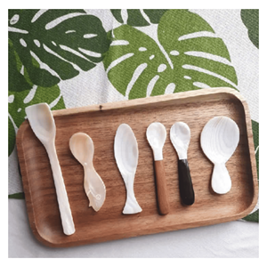 Cuillère en nacre, ustensile en coquille de nacre naturelle pour servir les desserts au café et la décoration de table, Vietnam - Product Image 3