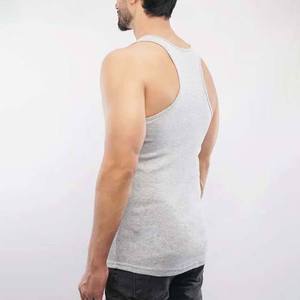 Débardeur gris sans manches pour homme, col rond, décontracté, en coton tricoté, couleur unie, coupe ajustée - Product Image 4