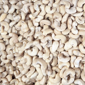 Noyaux de noix de cajou du Vietnam de haute qualité Grade Ww320 W240 Meilleure qualité Santigo emballage personnalisé en usine - Product Image 1