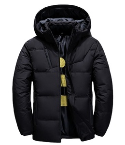 Doudounes de créateur lourdes rembourrées Oem Logo surdimensionné hommes doudounes à bulles hiver hommes brillant doudounes à capuche - Product Image 1