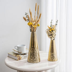 Florero de Metal moderno hecho a mano indio con acabado dorado para el hogar, sala de estar, mesa de oficina, soporte decorativo para flores - Product Image 2