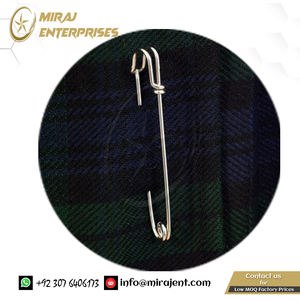 Kilt Tartan traditionnel pour hommes fait sur mesure Tartan noir uni hommes Kilts à vendre Kilt Tartan noir sur mesure noir solide - Product Image 6