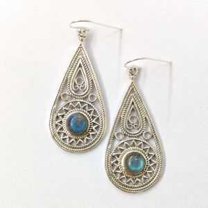 Boucles d'oreilles pendantes en or 18 carats avec labradorite (10,9 grammes), forme goutte d'eau papillon, sertissage clos avec diamants, boucles d'oreilles créoles en or 10 carats - Product Image 1