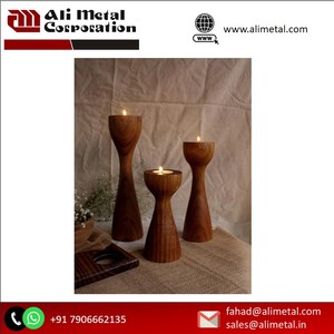 Bougeoirs en bois conçus sur mesure pour la maison Restaurant Hôtel pour la décoration de Noël Disponible avec emballage personnalisé - Product Image 2