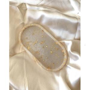 Bandeja de Resina, Artesanía Elegante Hecha a Mano para Decoración, Servir Comida en Bodas, Bebidas, Vino, Agua - Product Image 1