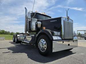 Camión Semirremolque Kenworth W900 Cummins GX 2024 en Perfecto Estado | Tractor | Camiones - Product Image 2