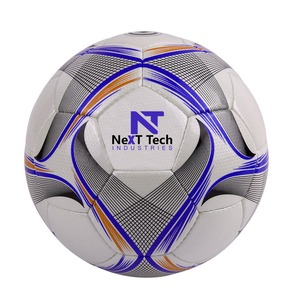 Tech Industries Ballon d'entraînement de football Matériau PU à des fins d'entraînement avec un design personnalisé et un logo personnalisé - Product Image 3