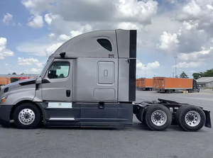 Best!! 2023 2022 2021 Used <b>Freightliners</b> Cascadias 126 Sleeper Semi <b>Truck</b> 72 Condo Sleeper <b>Truck</b> 455HP 12 Speed Automatic - Product Image 2