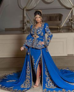 Elegante Diseñador mano zardozi Bordado en Royal-Blue Jacket- Karakou Vestido con Trail & Belt On Velvet Fabric para boda = 2025 - Product Image 1