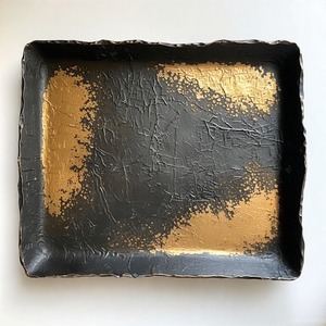 MysticView, bandeja de aluminio fundido Rectangular de lujo con mango artesanal, superficie brillante y peso equilibrado para decoración de regalos - Product Image 1