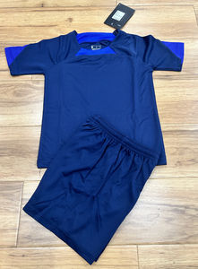 Survêtement de football populaire pour hommes populaire avec nom personnalisé et logo combinaison de sport confortable à séchage rapide pour l'été - Product Image 4