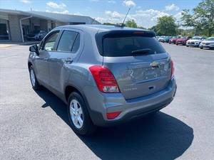 2020 Chevrolet Trax AWD LS 4dr Crossover prix de gros voitures d'occasion à vendre - Product Image 2