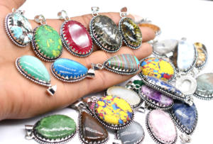 สร้อยคอจี้แฟชั่นทำด้วยมือของผู้หญิงอัญมณีธรรมชาติหลากหลายรูปแบบธีมคริสเตียนอีเบย์กำลังมาแรงขายส่งจำนวนมาก - Product Image 2