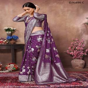 Crêpe de luxe Kadi Georgette Saree avec complexe Platinum Zari tissage idéal pour les boutiques et les marchés d'exportation - Product Image 3