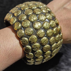 Brazalete de latón crudo de 69mm, brazalete de incrustaciones, brazalete de canal en blanco, pulsera ancha hecha a mano, latón crudo - Product Image 1