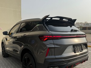 LHD / RHD 2025 Geely Coolray GF SUV/Crossover 5 places, boîte automatique à double embrayage 7 vitesses - Product Image 2
