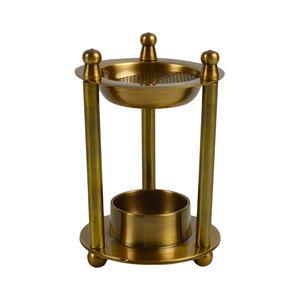 Quemador de Incienso de Metal de Diseño Moderno y Elegante, Quemador de Incienso Real Brillante de Latón con Acabado Plateado - Product Image 3