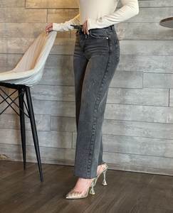Jeans de Moda para Mujer, Cintura Media, Mezclilla Elástica de Alta Calidad, Ajuste Cómodo, Tejido Transpirable, Estilos Casuales, Venta al por Mayor - Product Image 6
